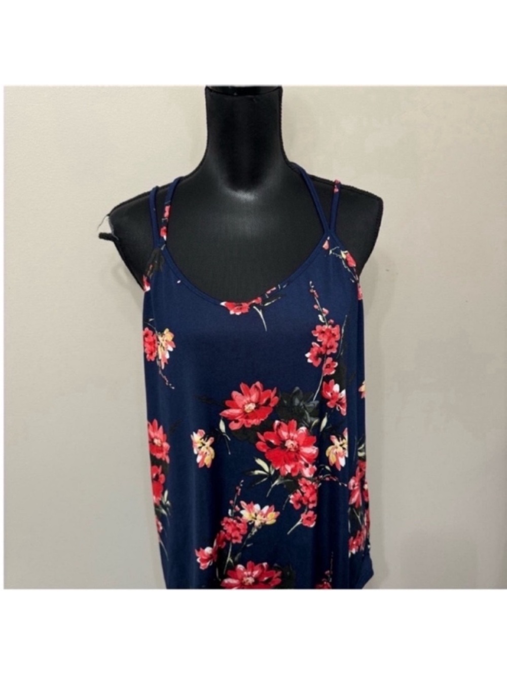 NWT Papermoon Women’s Navy Floral Double-Strap Camisole 1X